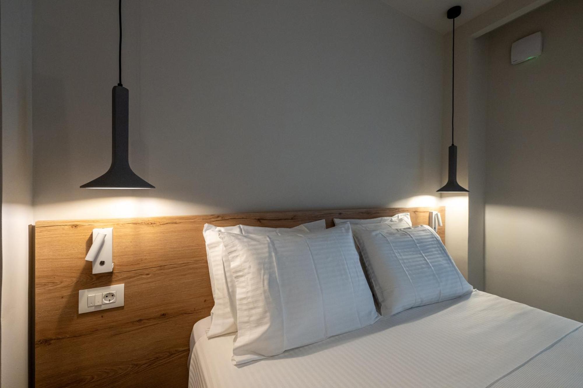 Asklipiou Cube - Kalamata Mediterranean Suites Exterior photo
