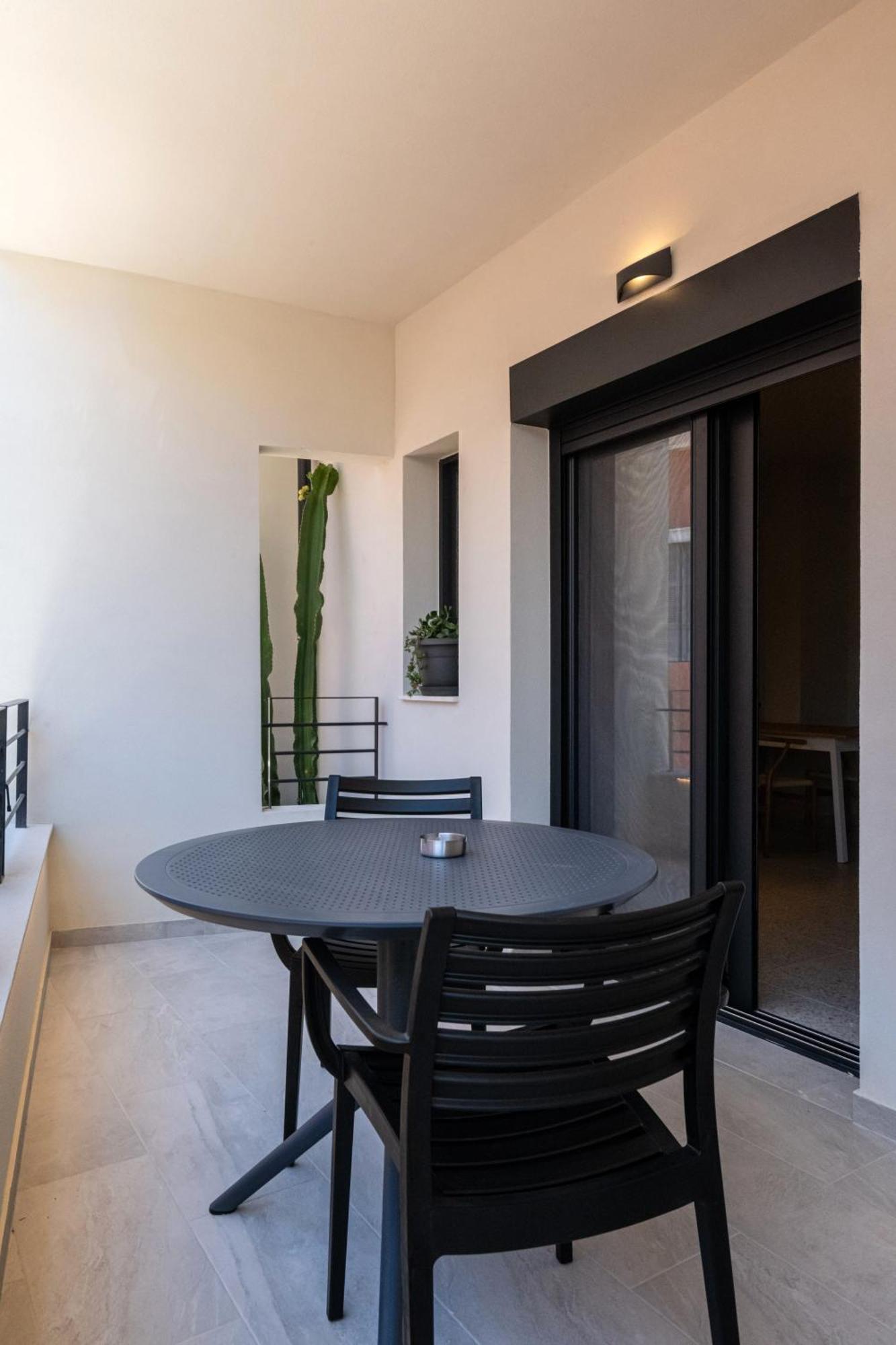 Asklipiou Cube - Kalamata Mediterranean Suites Exterior photo