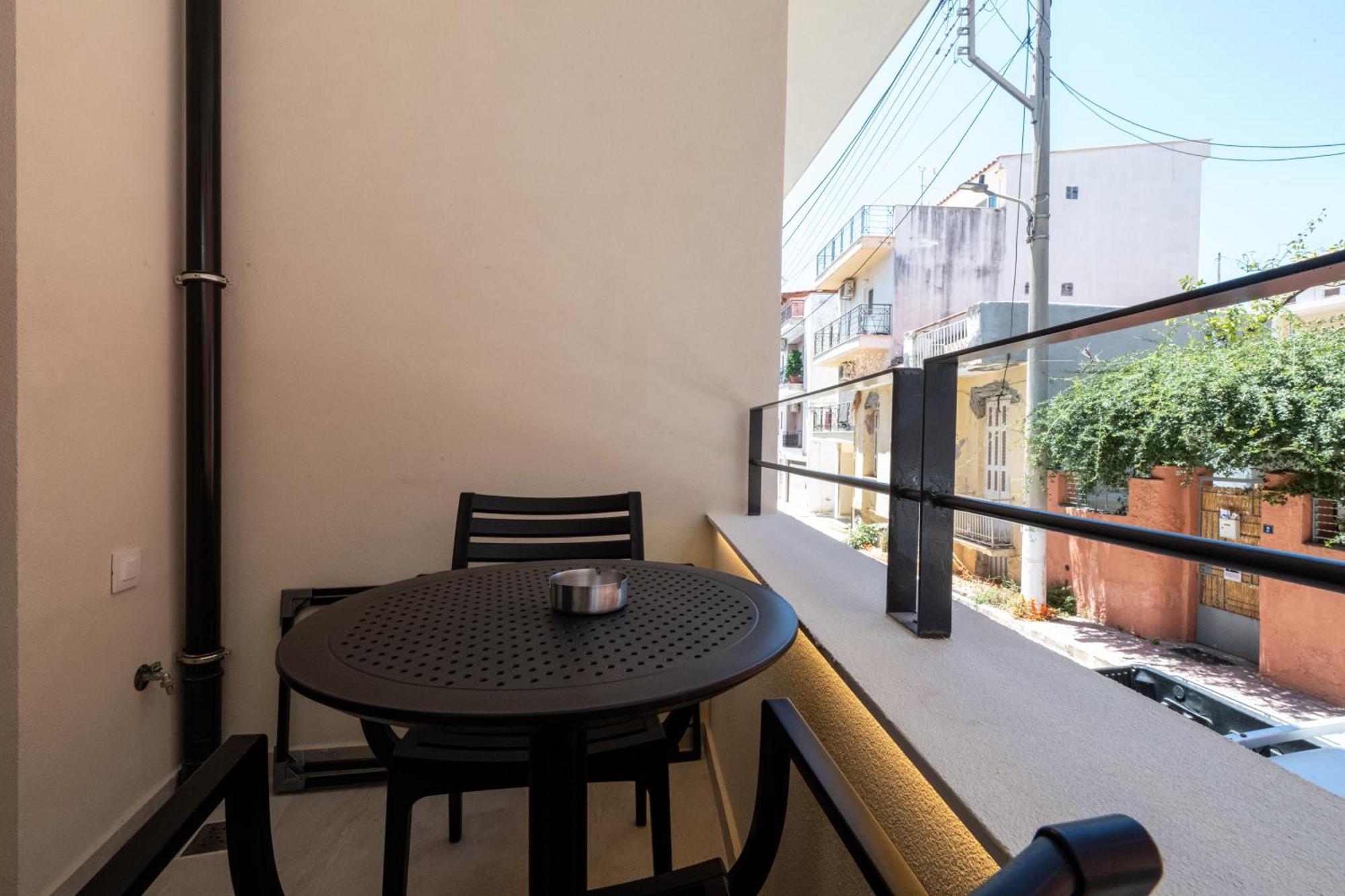 Asklipiou Cube - Kalamata Mediterranean Suites Exterior photo
