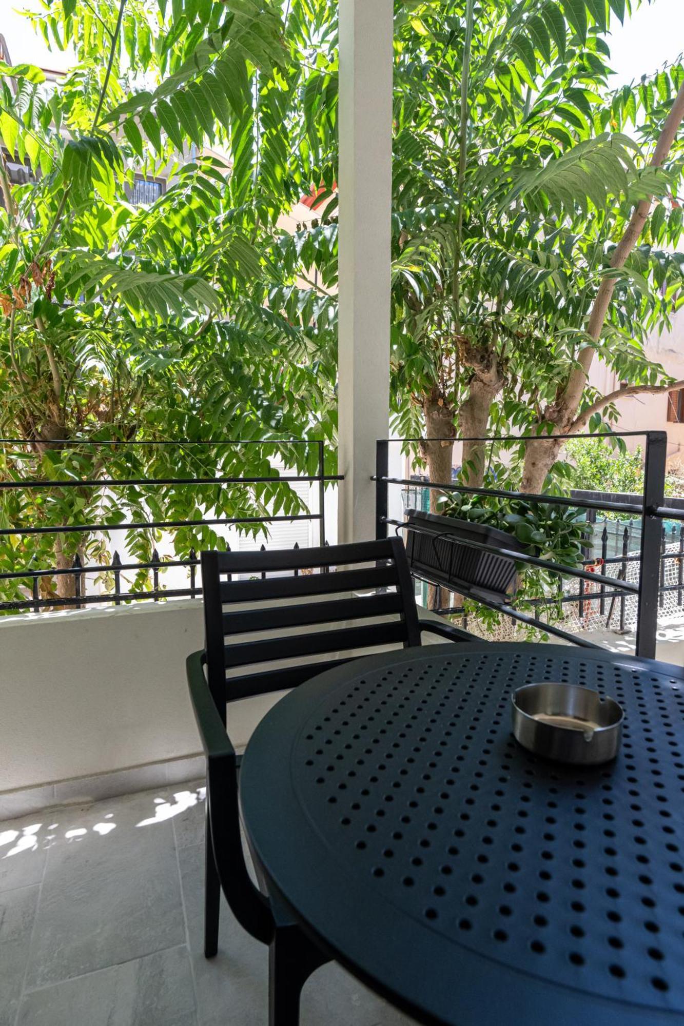 Asklipiou Cube - Kalamata Mediterranean Suites Exterior photo